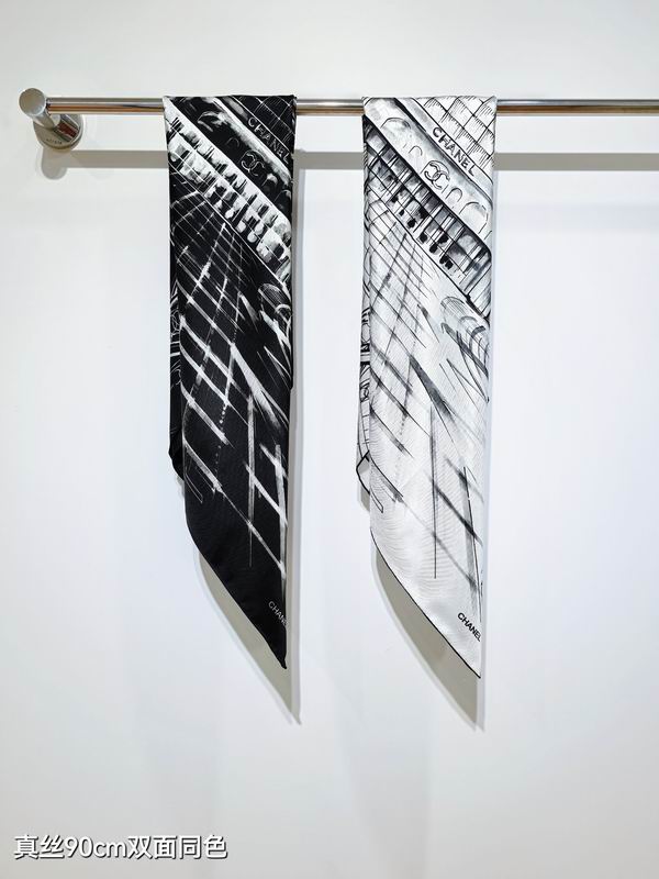 Chanel silk scarf 90X90cm E050806